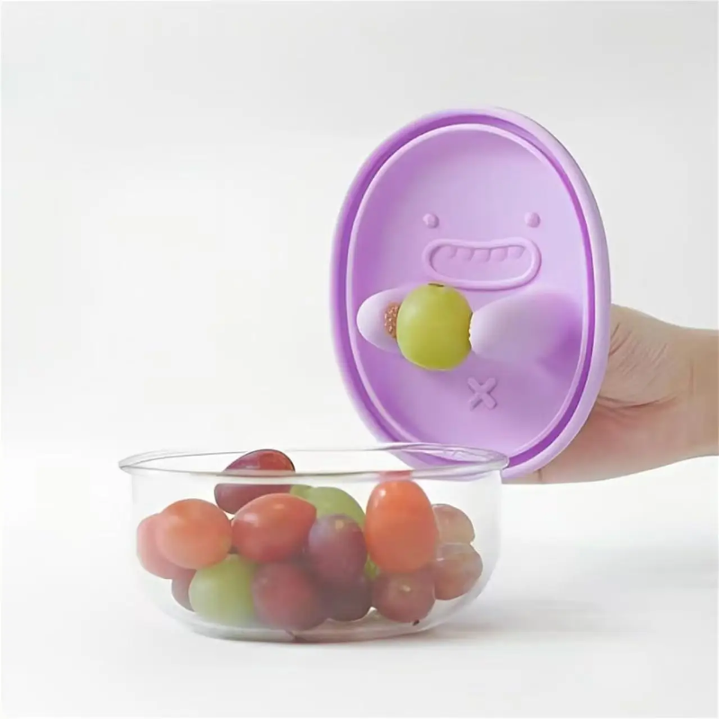Hands-Free Snack Box, No Crumb - огляд і ціна Food Storage Box Set
